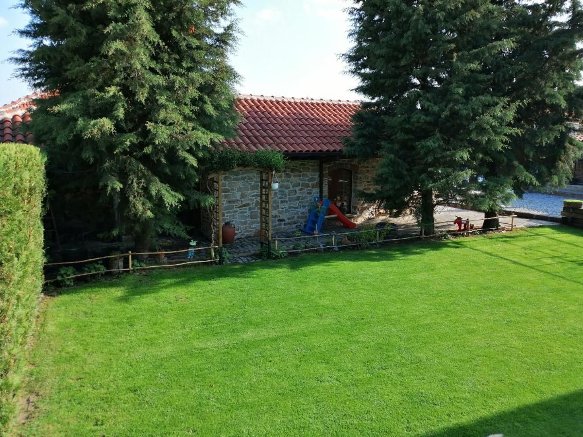 Гостевой дом Къща за гости РОСАНА Tvŭrditsa-16